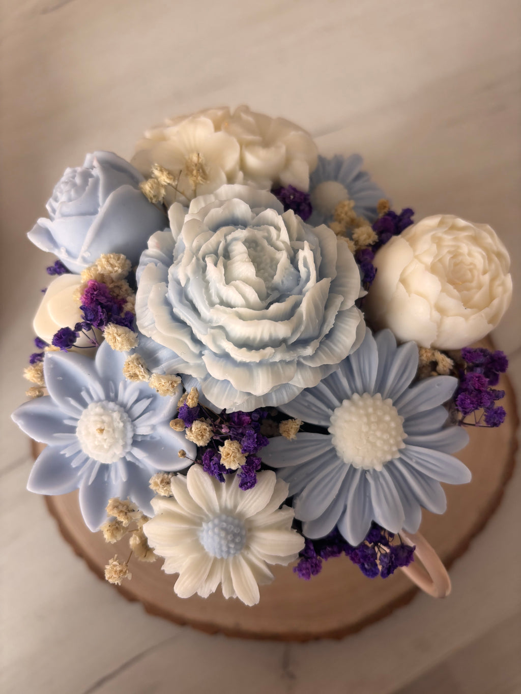 bouquet bleuté