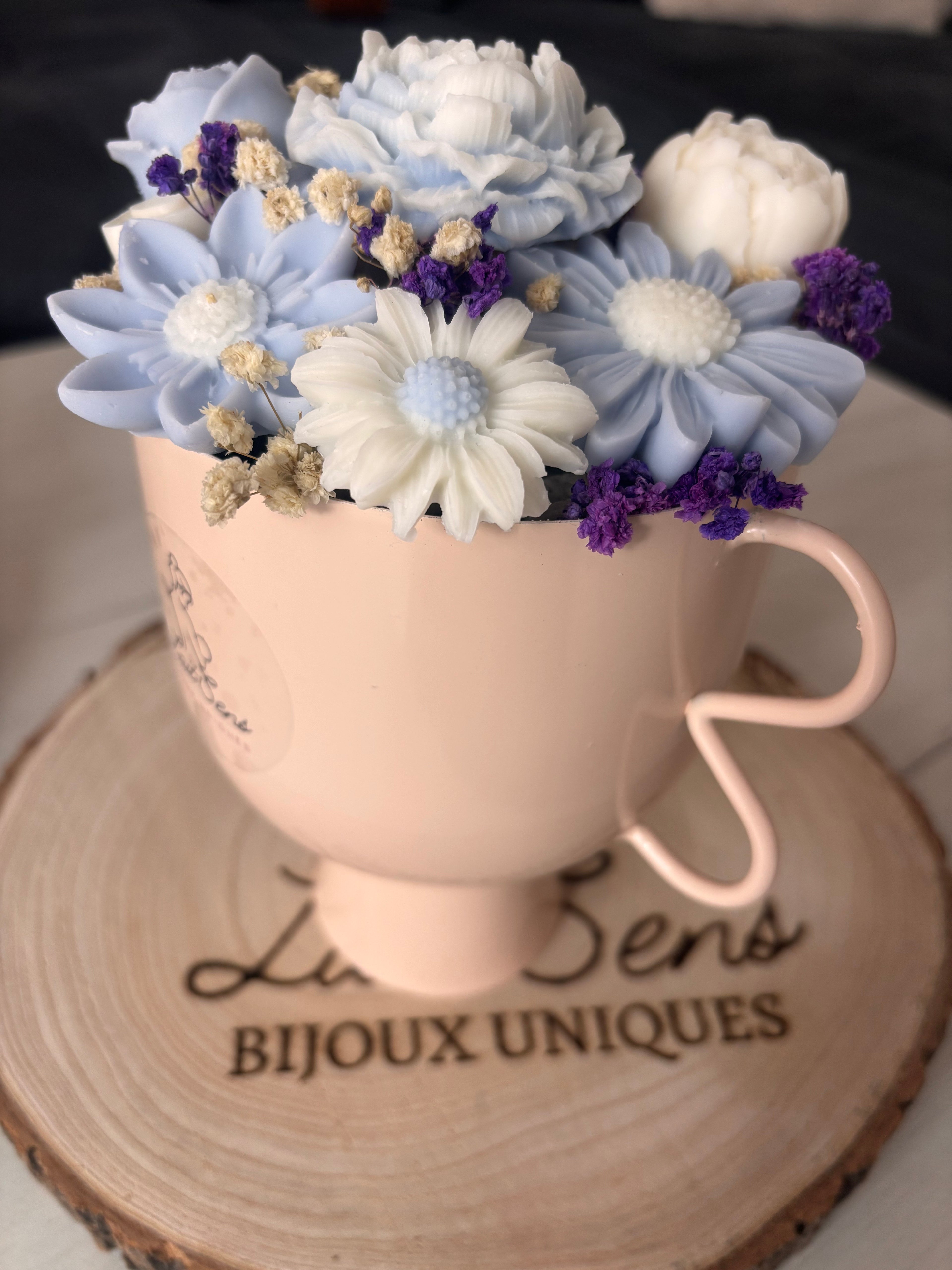bouquet bleuté